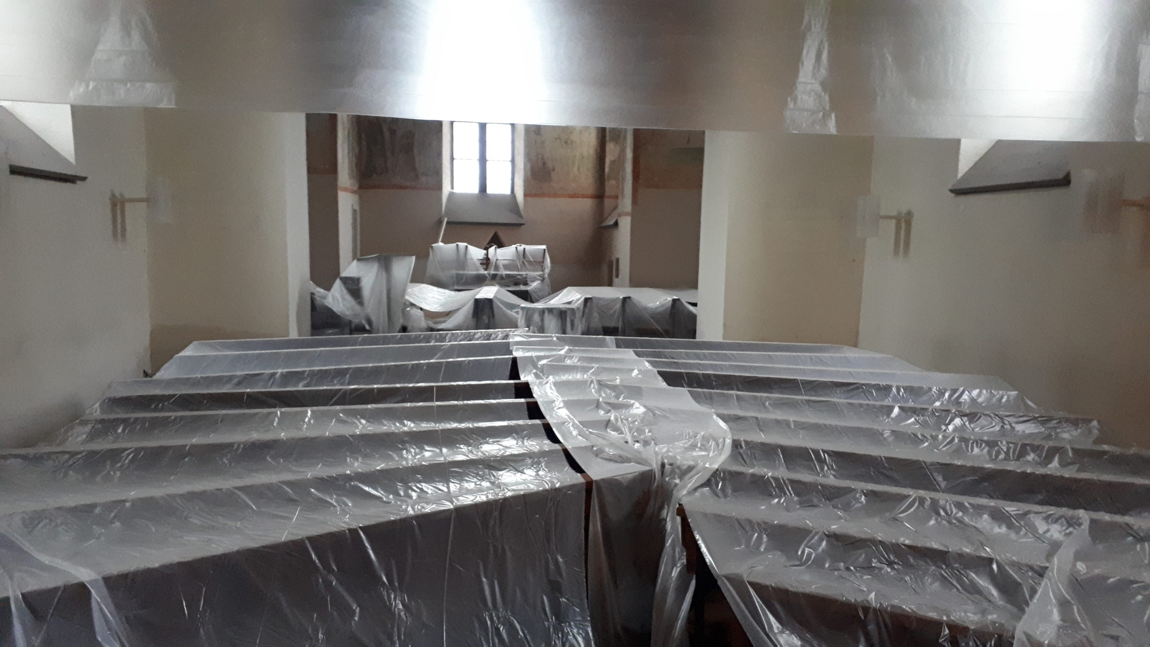 Bauarbeiten in der Kirche